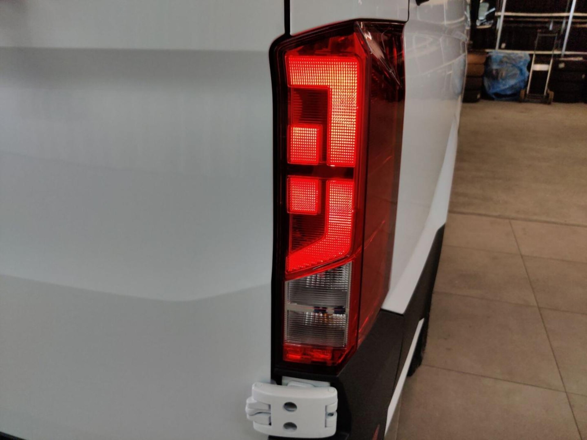 Volkswagen Crafter Kasten mittlerer Radstand
