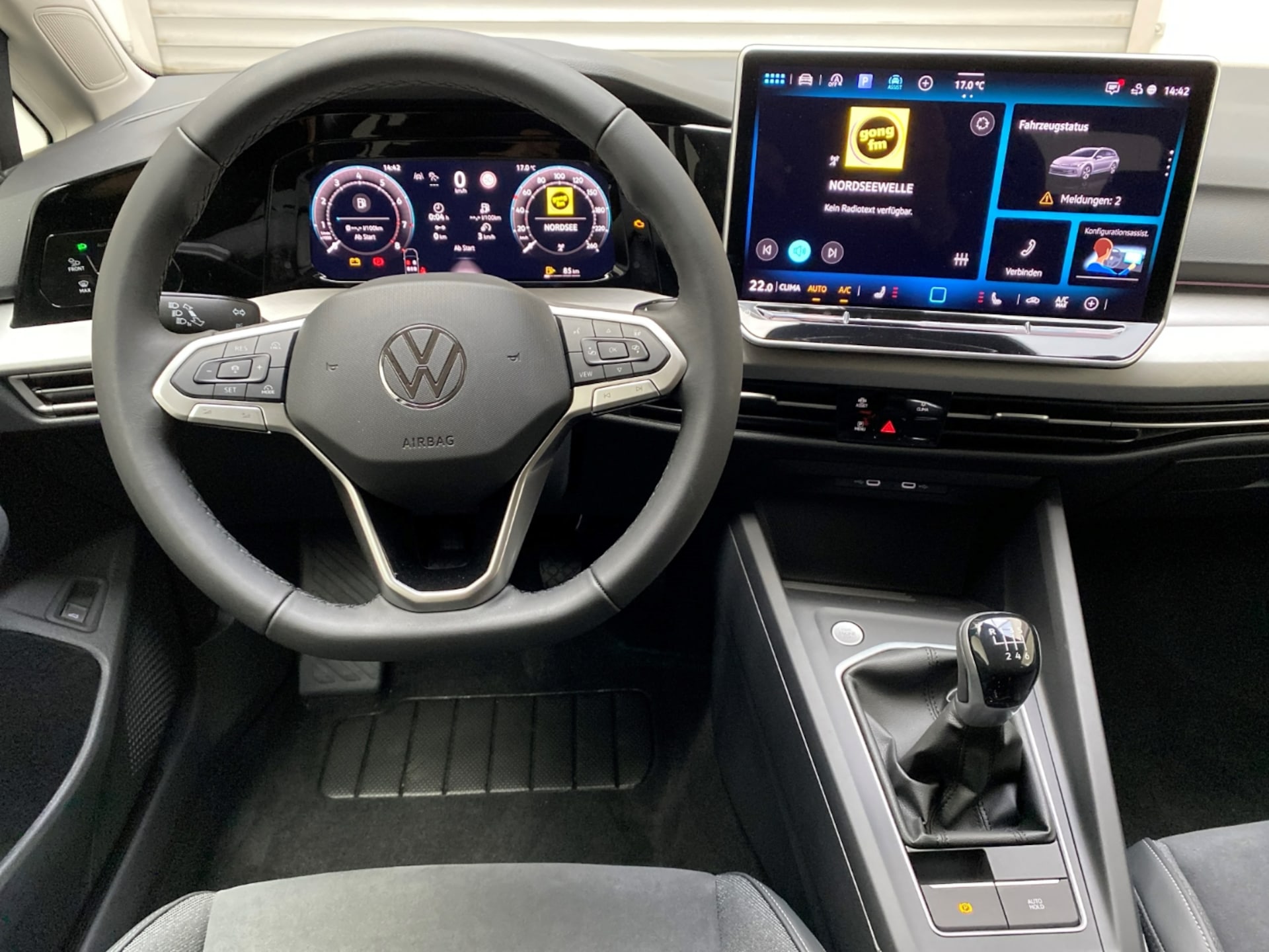 Volkswagen Golf Variant Life