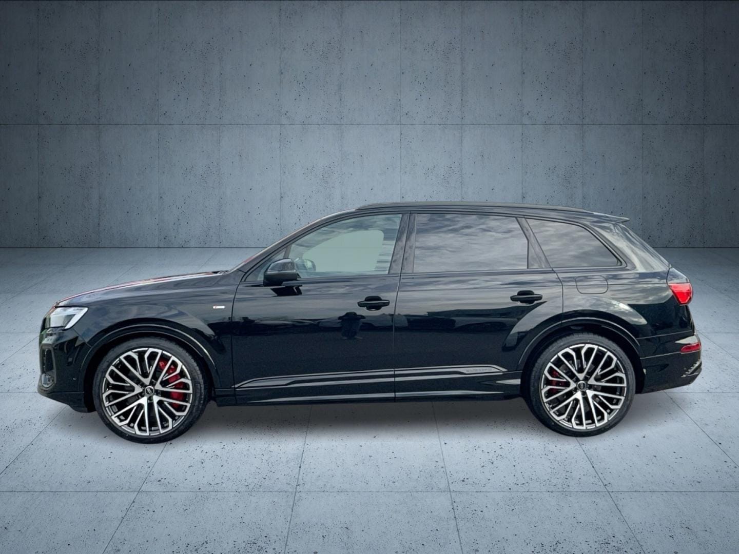 Bild über Audi Q7 SUV TFSI e S line business TFSI e quattro 360 kW tiptronic - für weitere Informationen kontaktieren Sie den Audi Partner