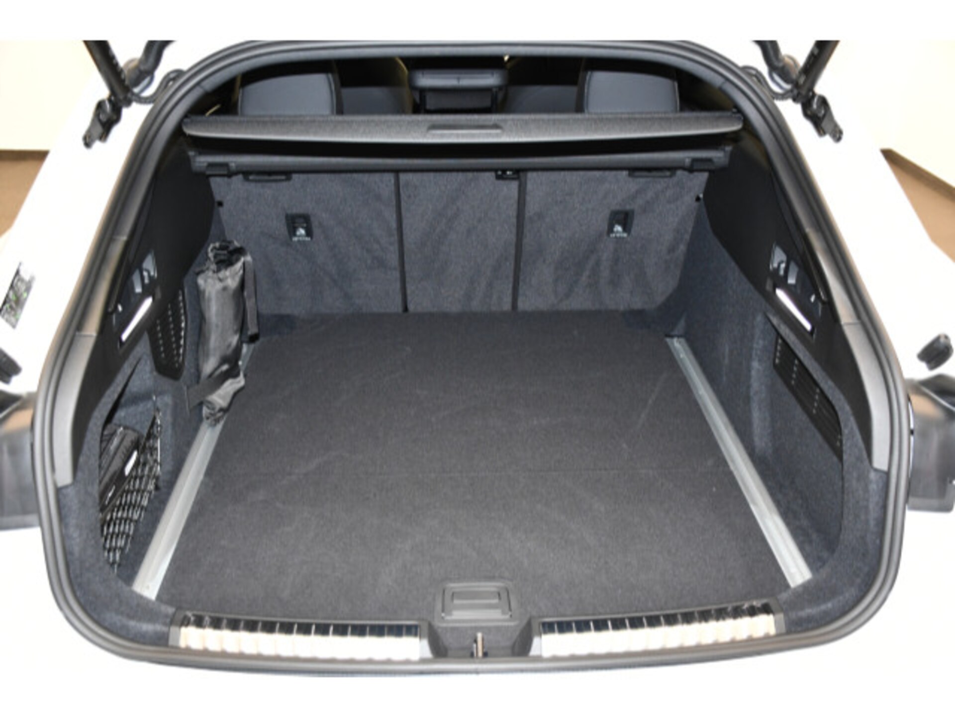 Audi A6 Avant edition one