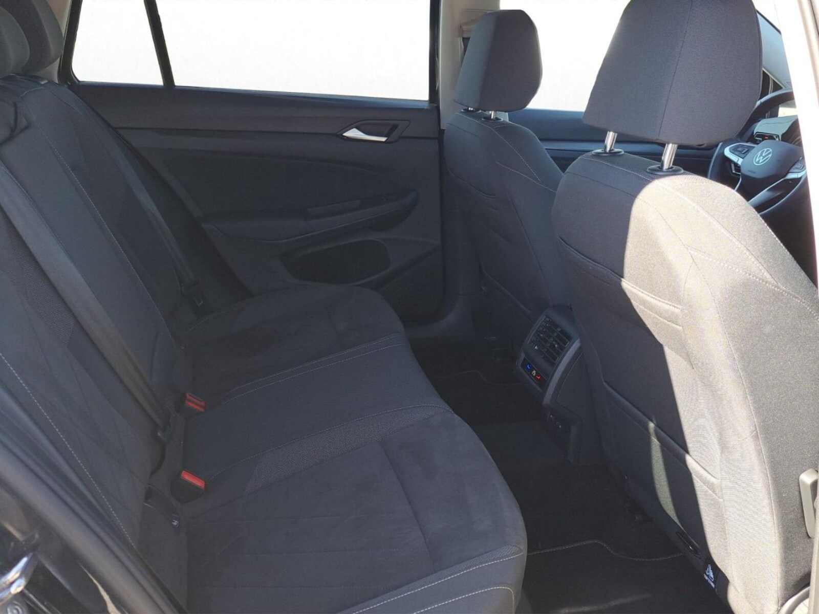 Volkswagen Golf Variant – Bild 15