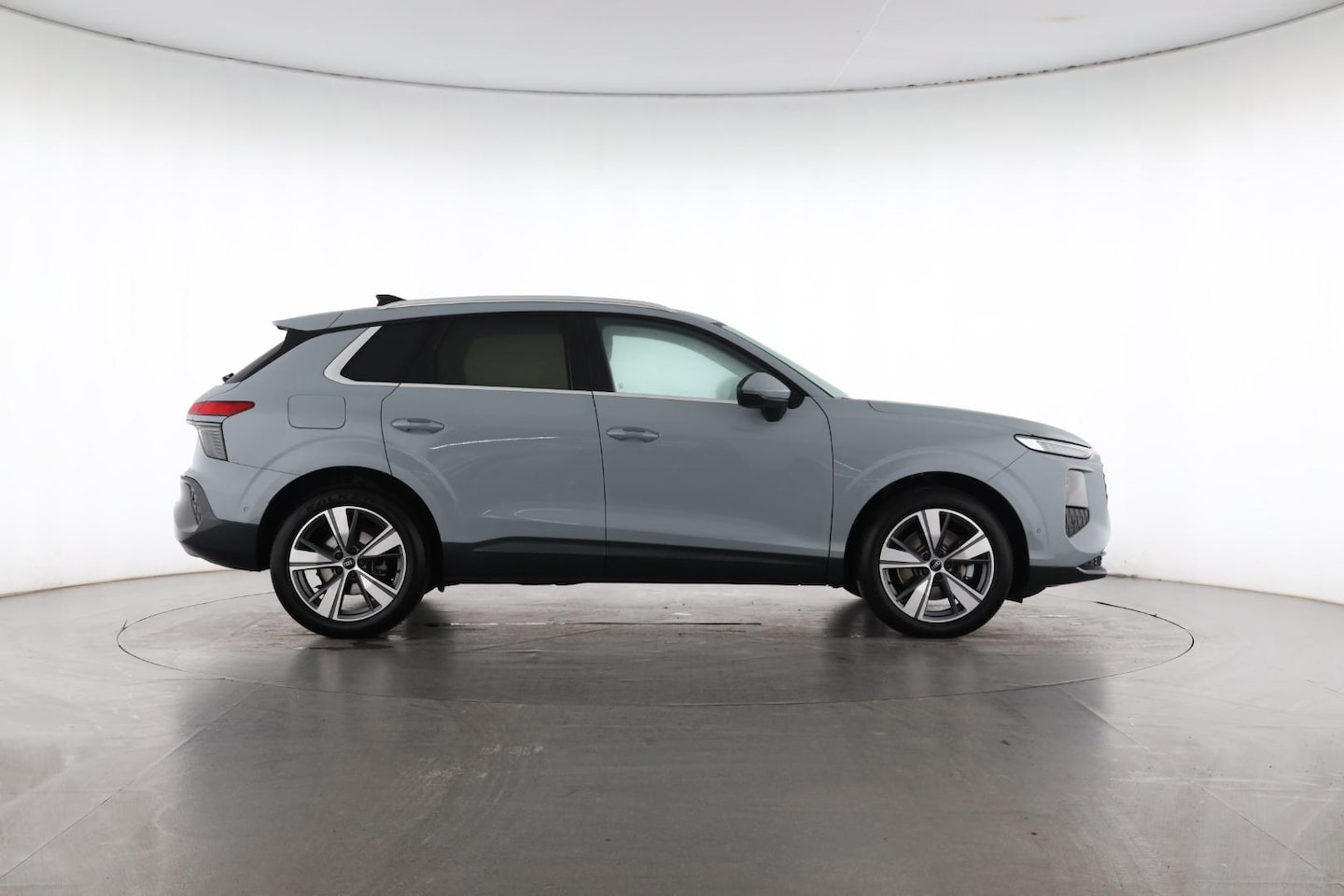 Bild über Audi Q3 SUV TDI 110 kW S tronic - für weitere Informationen kontaktieren Sie den Audi Partner