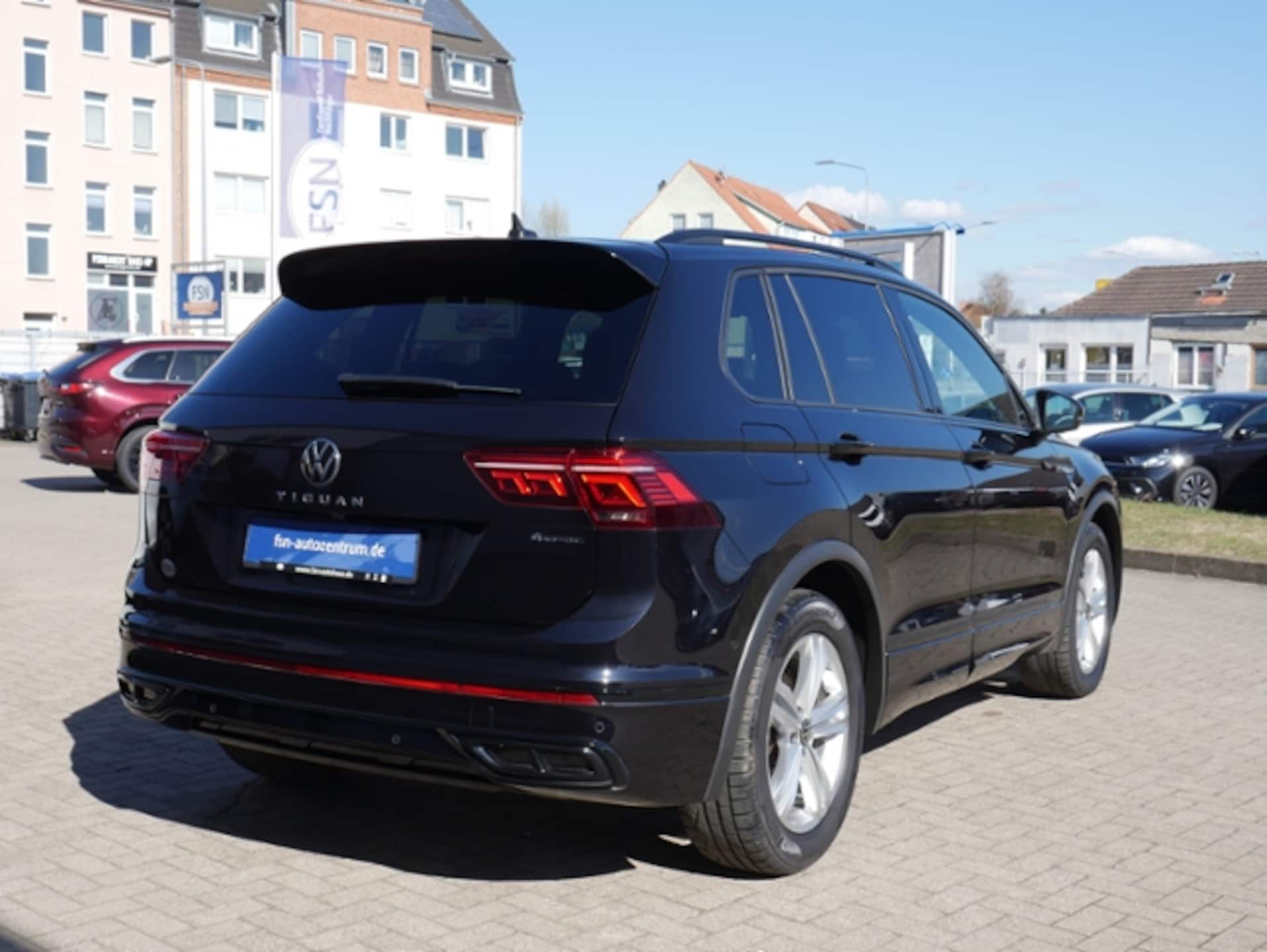 Volkswagen Tiguan R-Line