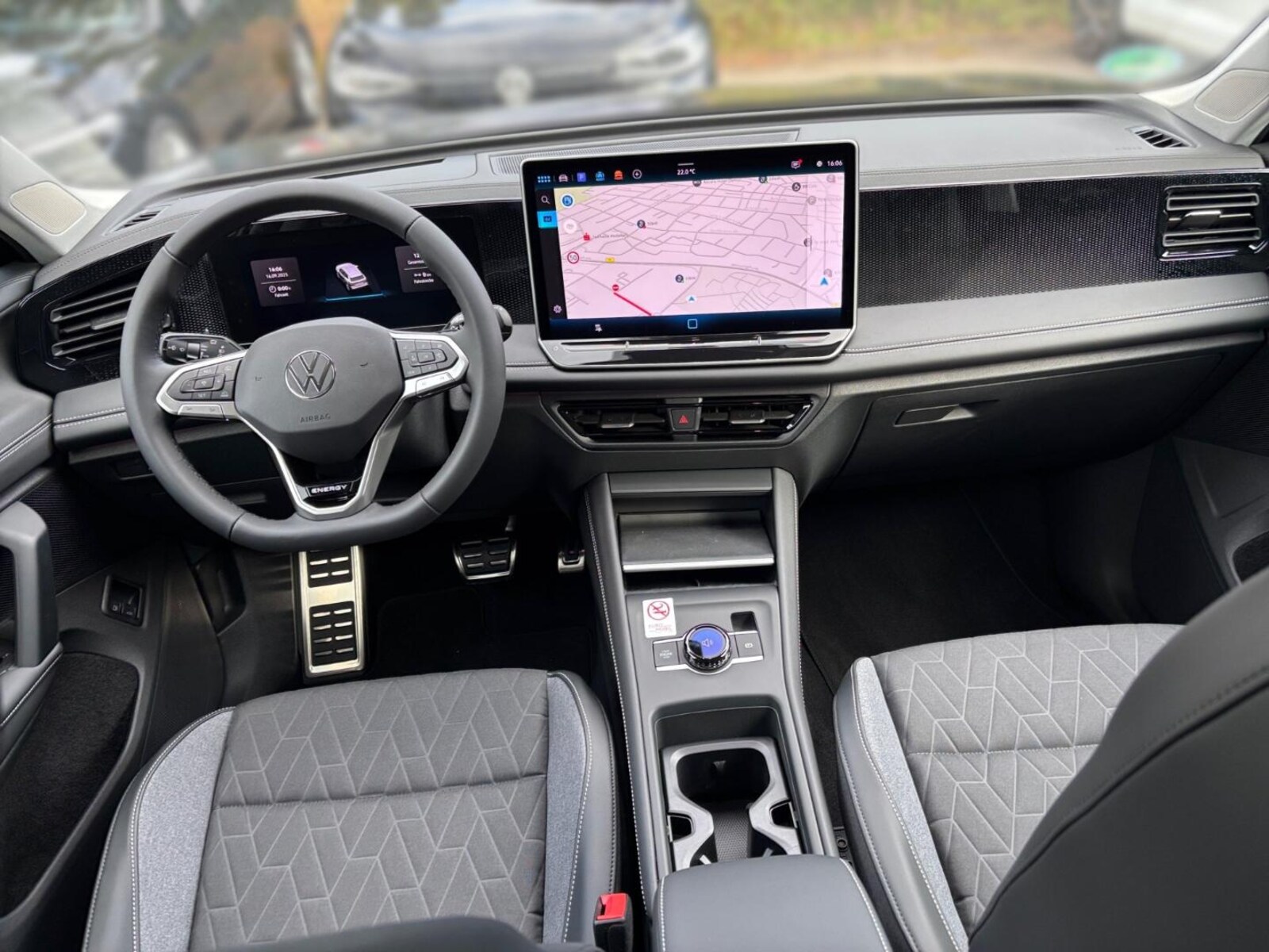 Volkswagen Tiguan – Bild 15