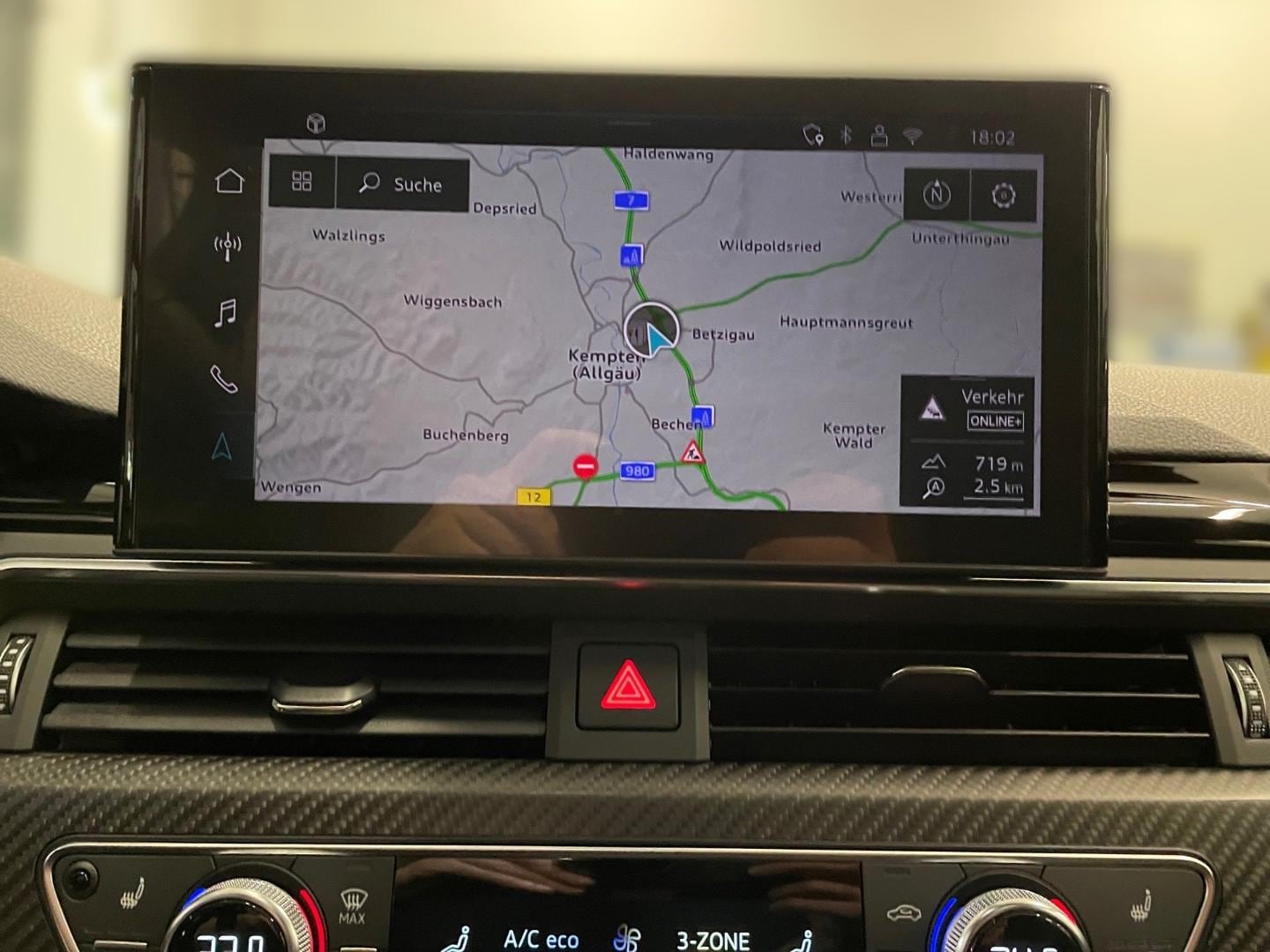Bild über Audi RS 4 Avant TFSI quattro tiptronic - für weitere Informationen kontaktieren Sie den Audi Partner