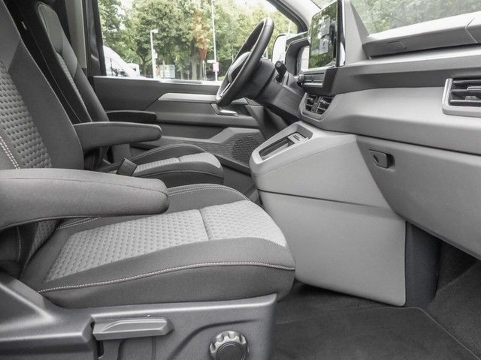 Volkswagen Caravelle – Bild 10