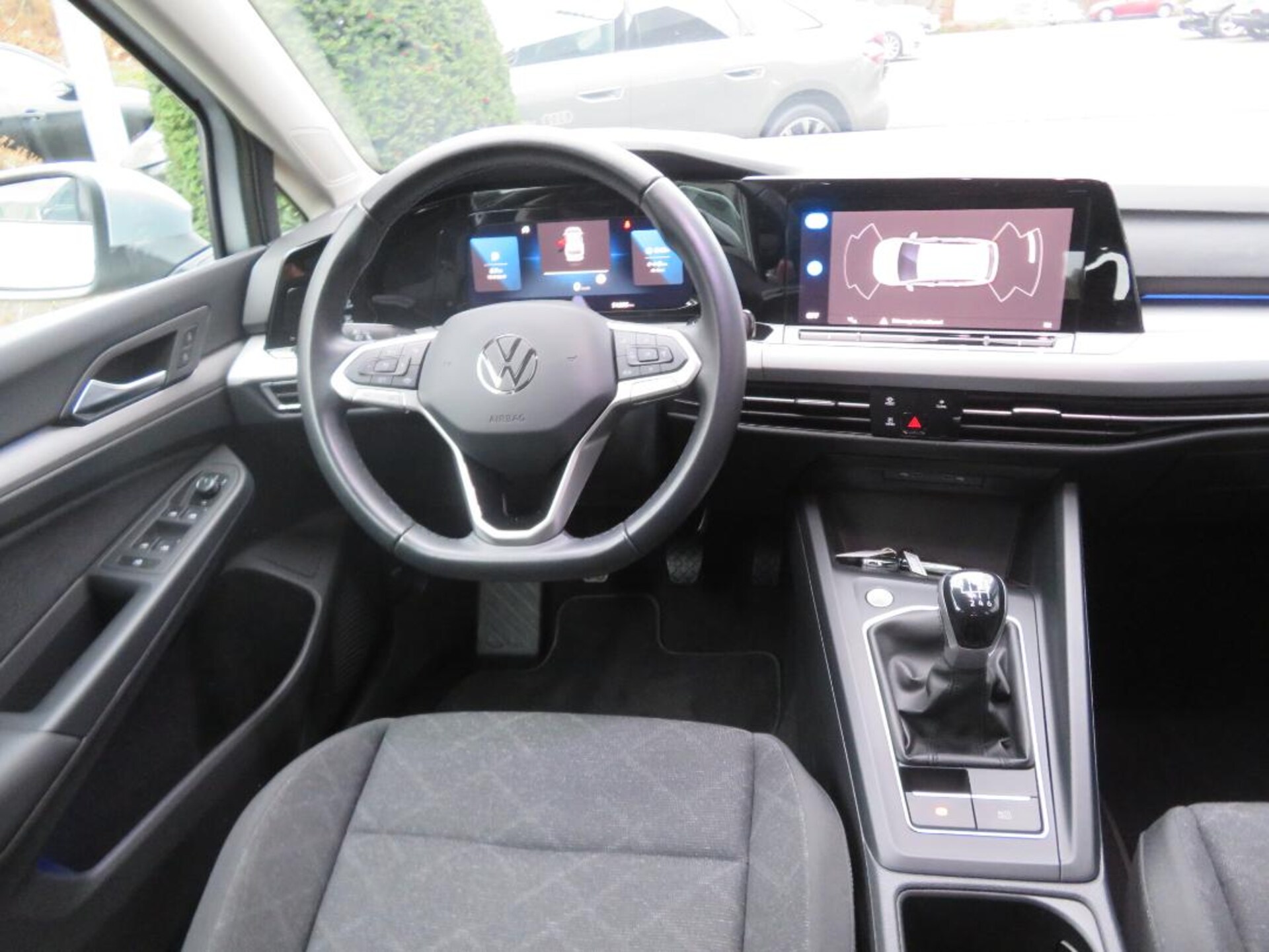 Volkswagen Golf Variant Life