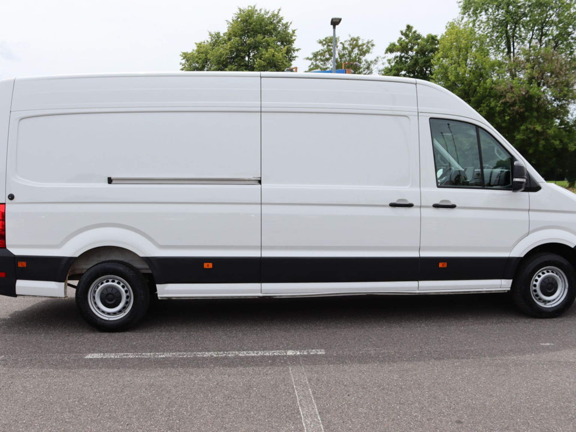 Volkswagen Crafter Kasten langer Radstand