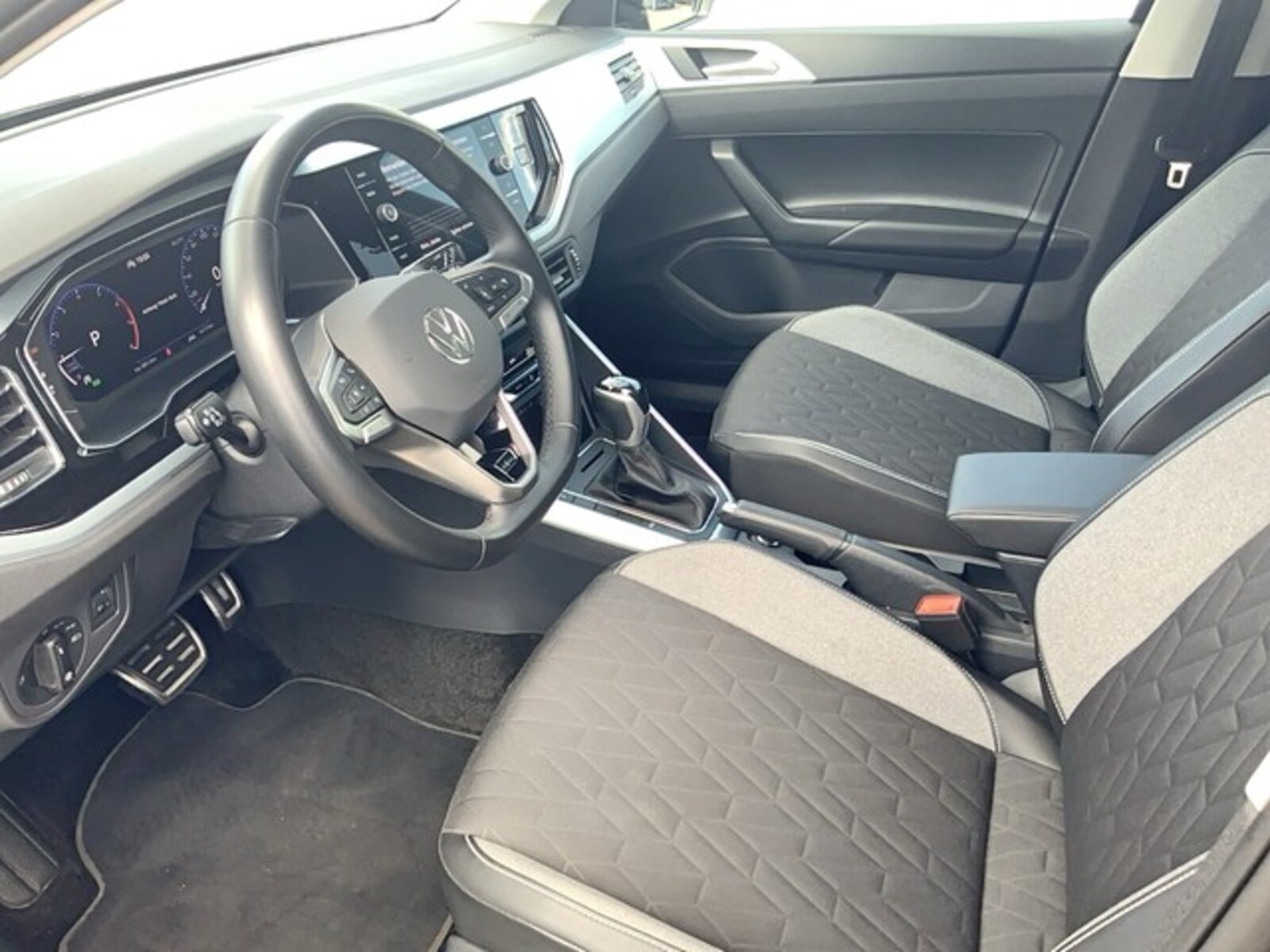 Volkswagen Polo – Bild 8