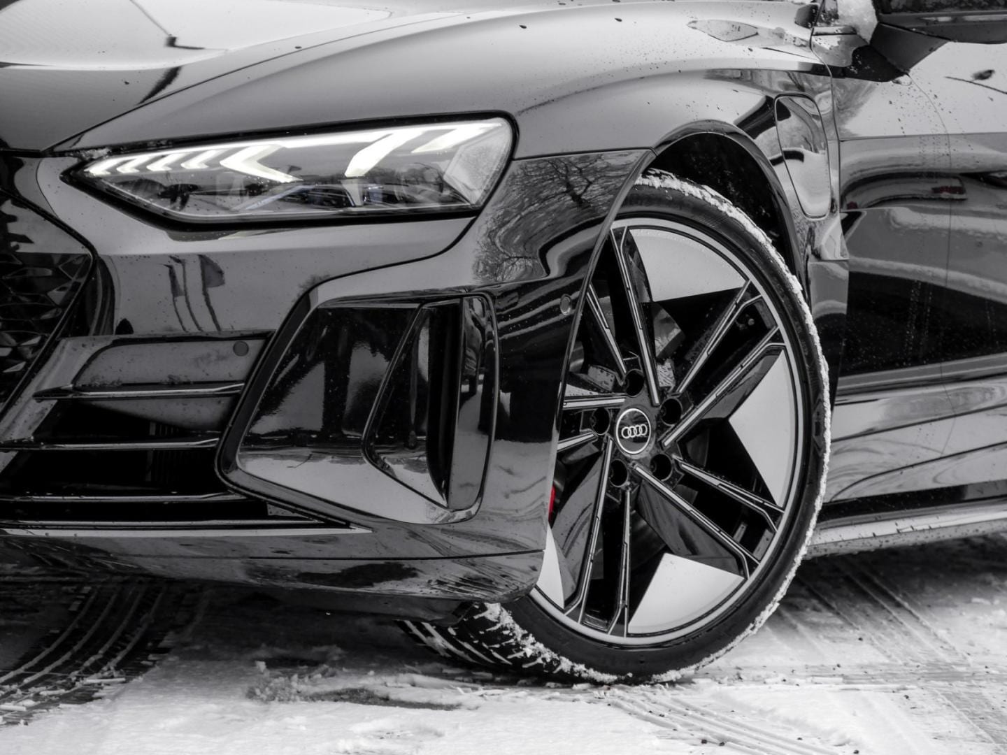 Image about Audi e-tron GT e-tron quattro