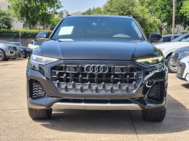 2024 Audi Q8