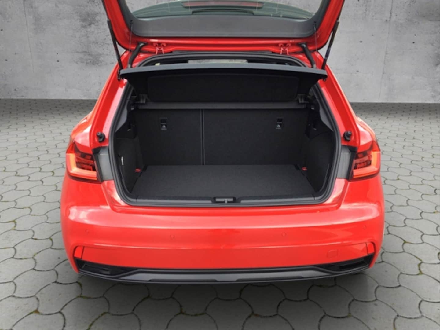 Bild über Audi A1 Sportback advanced 30 TFSI S tronic - für weitere Informationen kontaktieren Sie den Audi Partner
