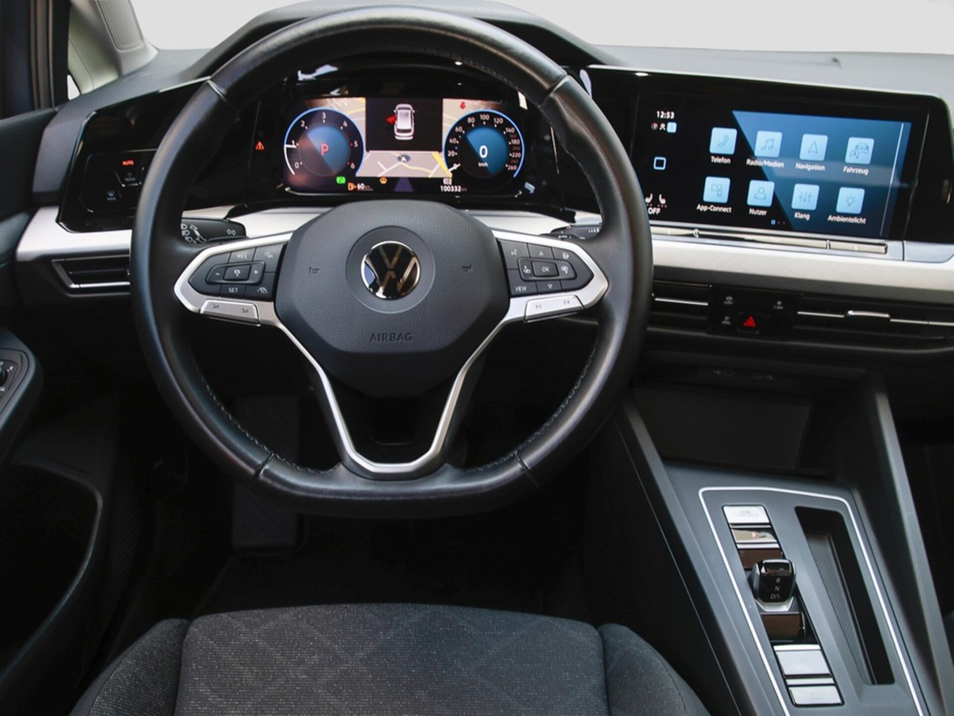 Volkswagen Golf Variant Life