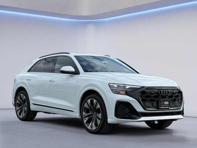 2026 Audi Q8