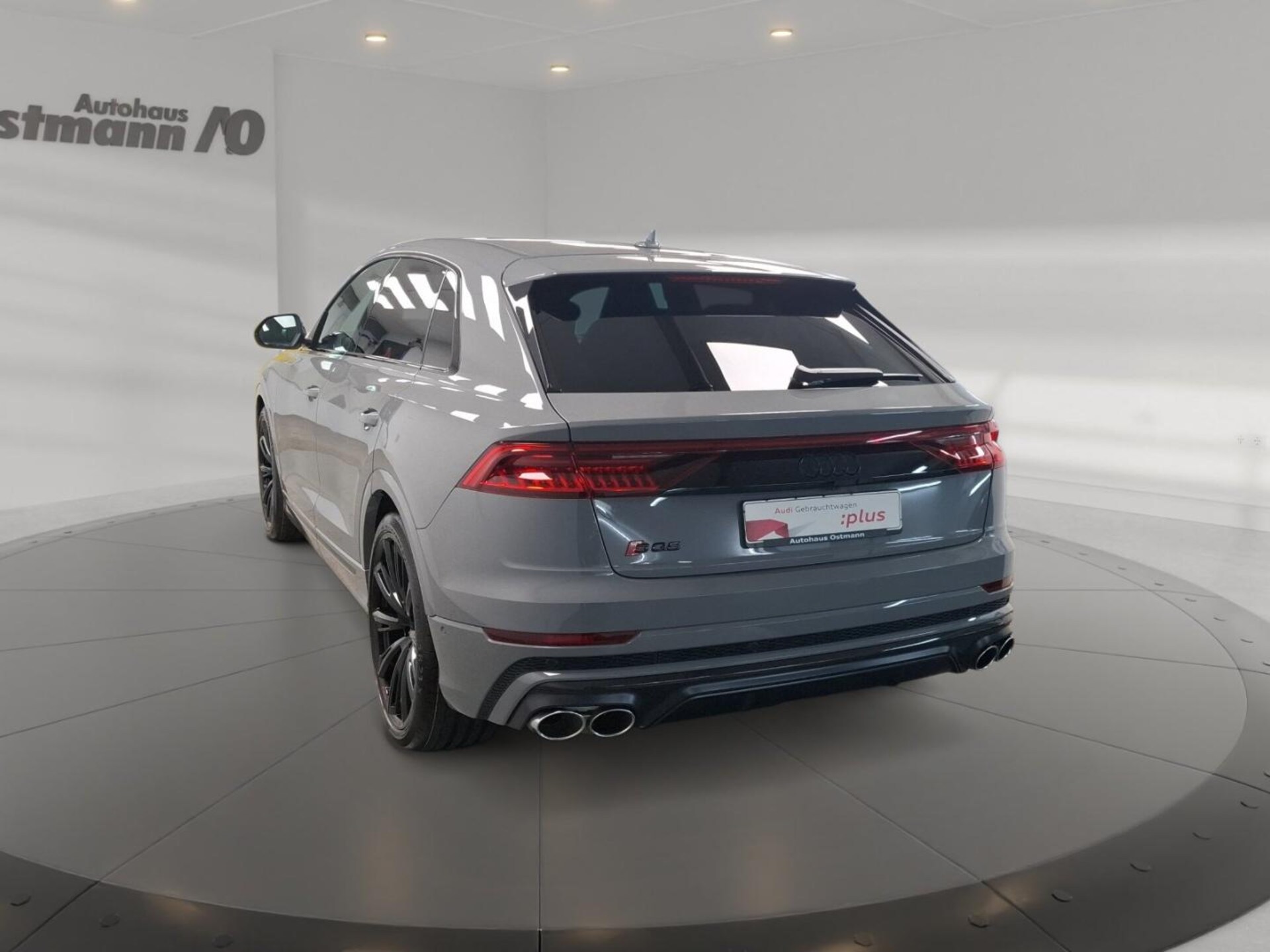 Audi SQ8 SUV