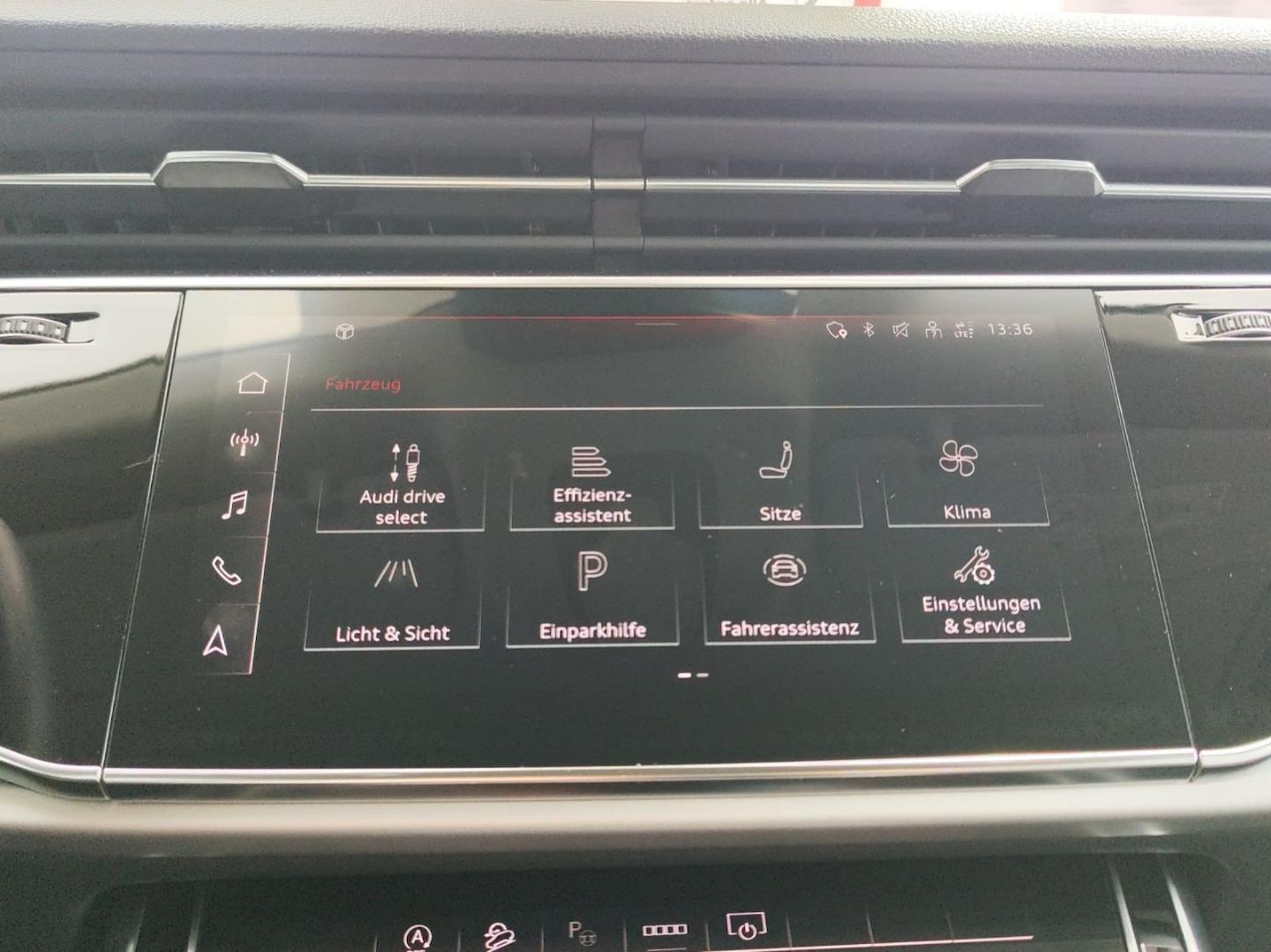 Bild über Audi Q8 55 TFSI quattro tiptronic - für weitere Informationen kontaktieren Sie den Audi Partner