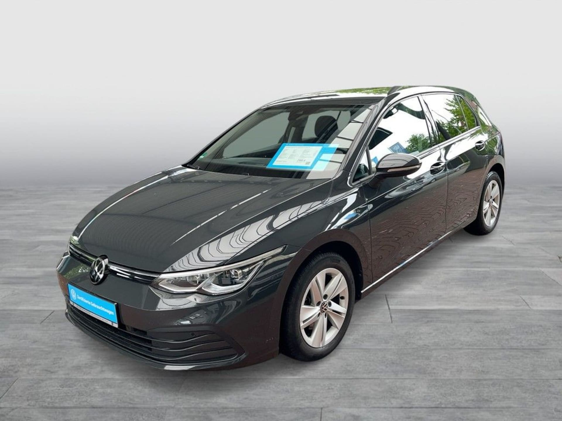 Volkswagen Golf Life