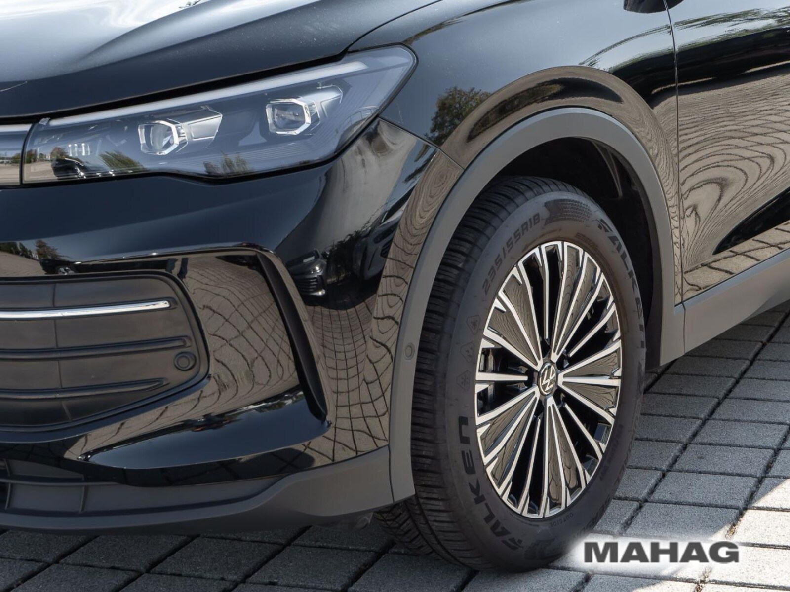 Volkswagen Tiguan – Bild 8