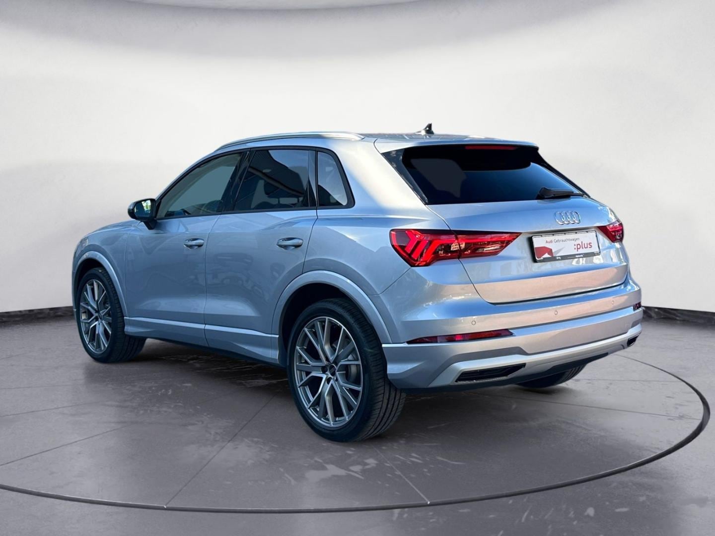 Bild über Audi Q3 TFSI 110 kW S tronic - für weitere Informationen kontaktieren Sie den Audi Partner