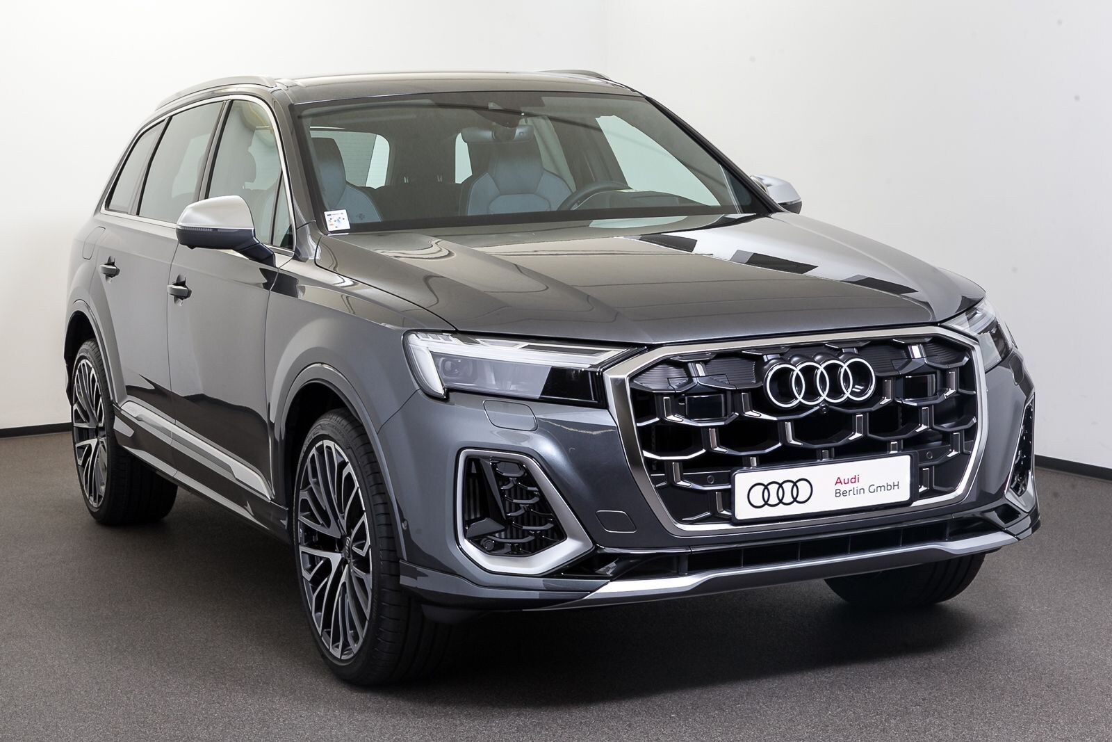 Audi SQ7 SUV
