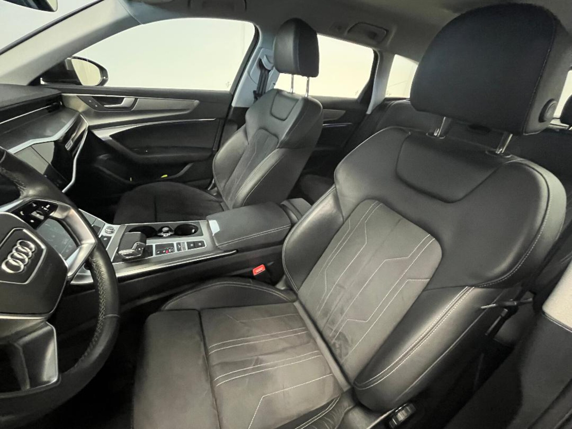 Audi A6 Avant Advance