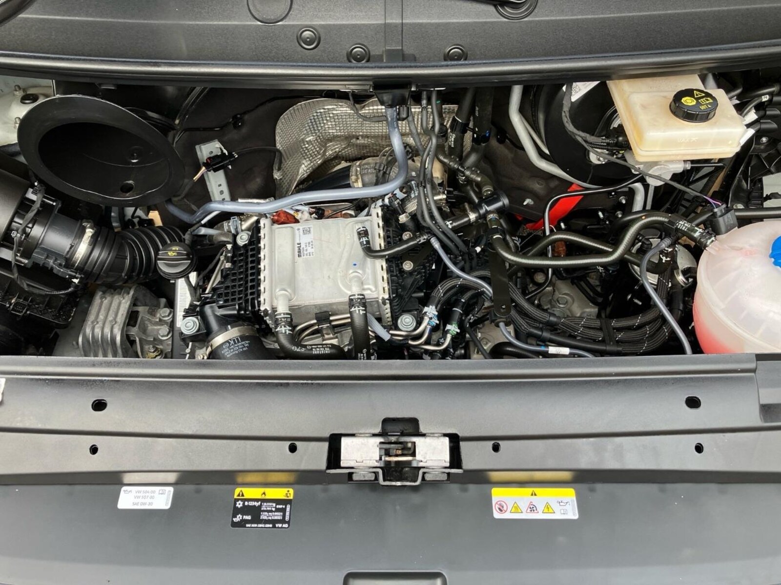 Volkswagen Crafter Kasten mittlerer Radstand – Bild 16