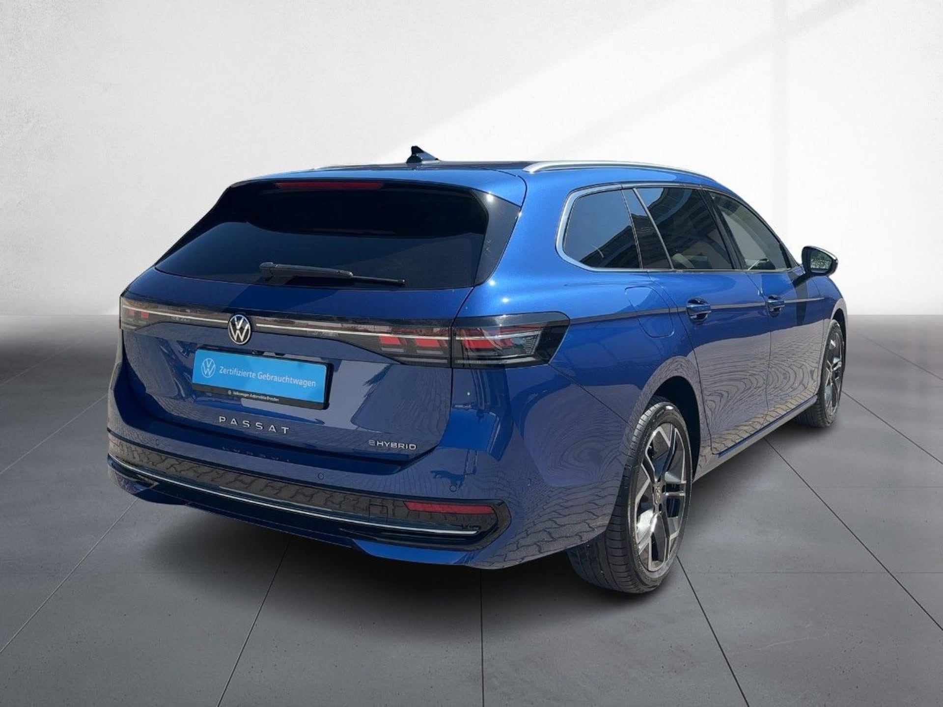 Volkswagen Passat Elegance