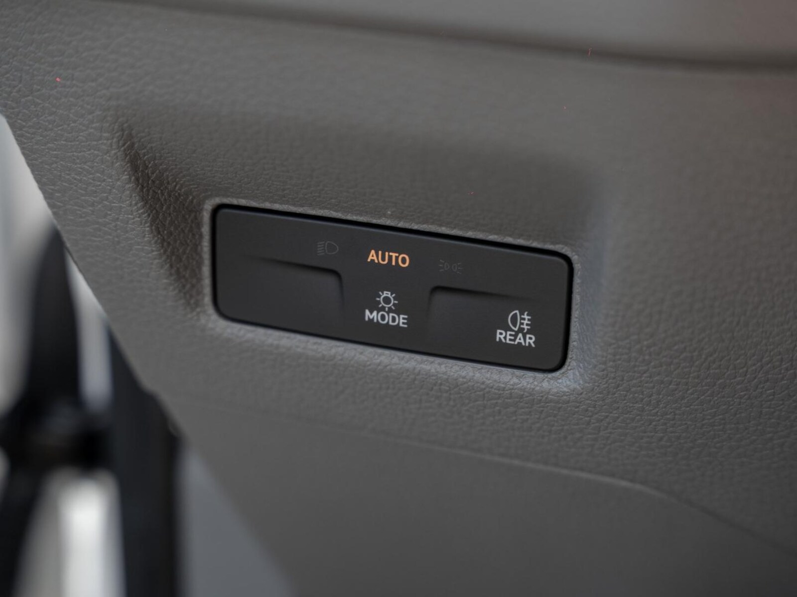 Volkswagen Crafter Kasten mittlerer Radstand – Bild 19