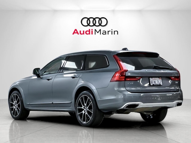 2018 Volvo V90 Cross Country
