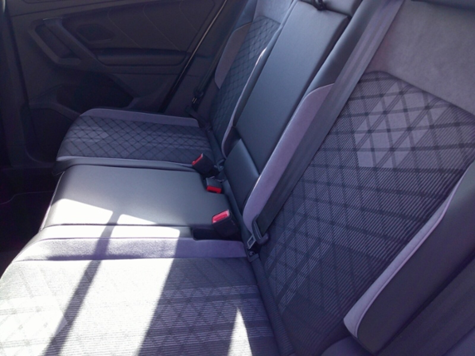 Volkswagen Tiguan – Bild 9