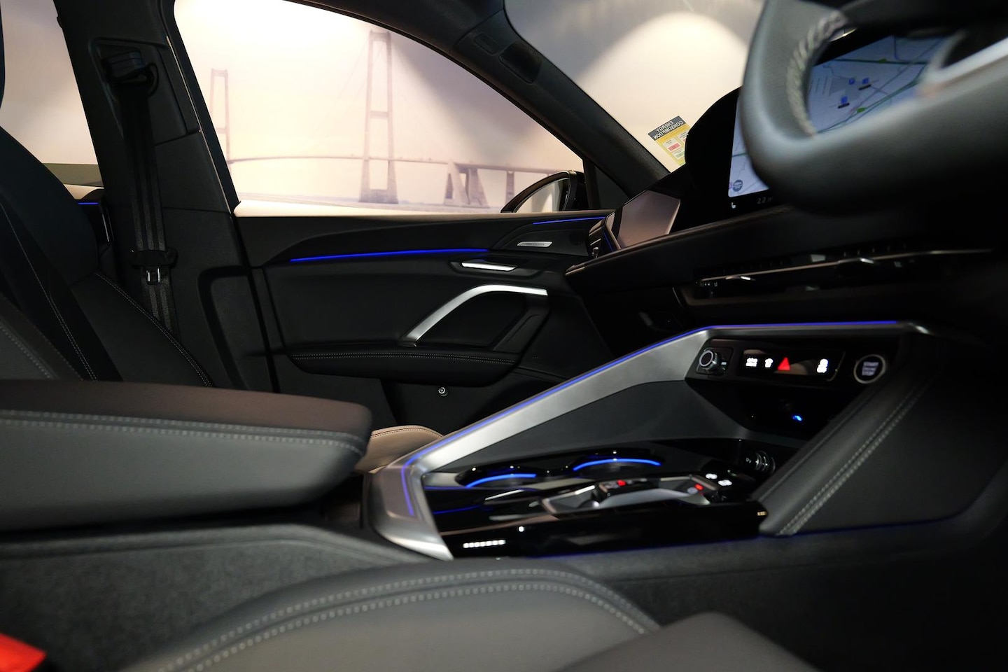 Image about Audi Q5 SUV e-hybrid quattro S tronic