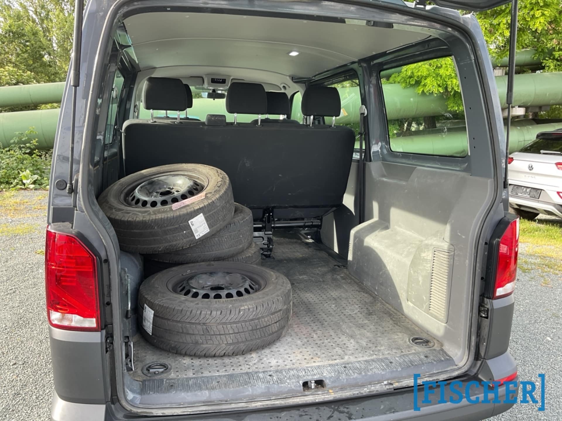 Volkswagen T6.1 Transporter Kombi kurzer Radstand