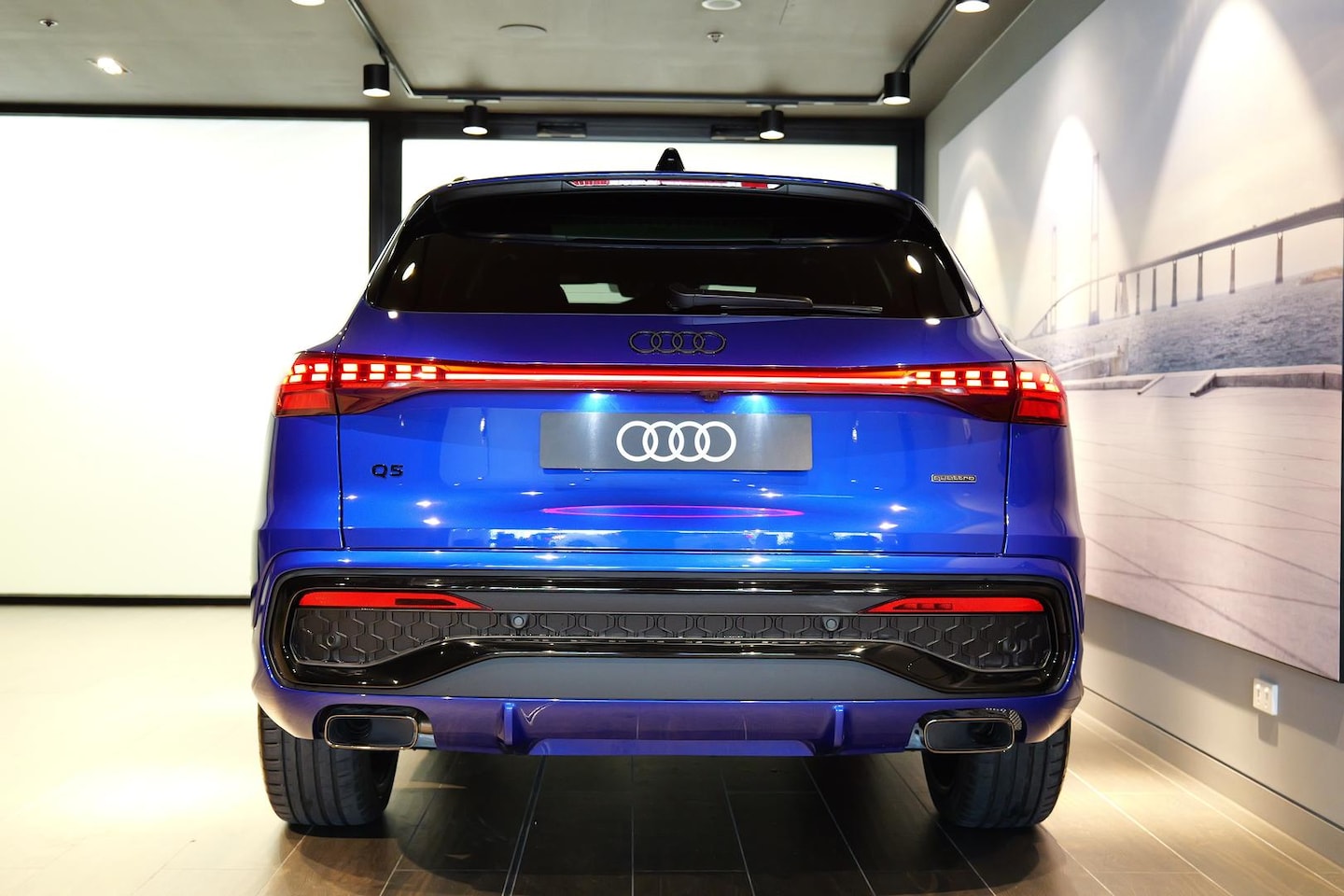 Image about Audi Q5 SUV e-hybrid quattro S tronic