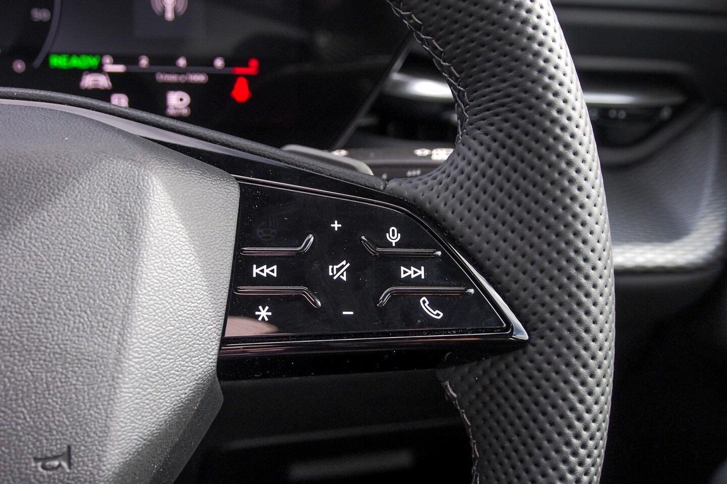 Image about Audi Q5 Sportback TFSI quattro 200 kW sport
