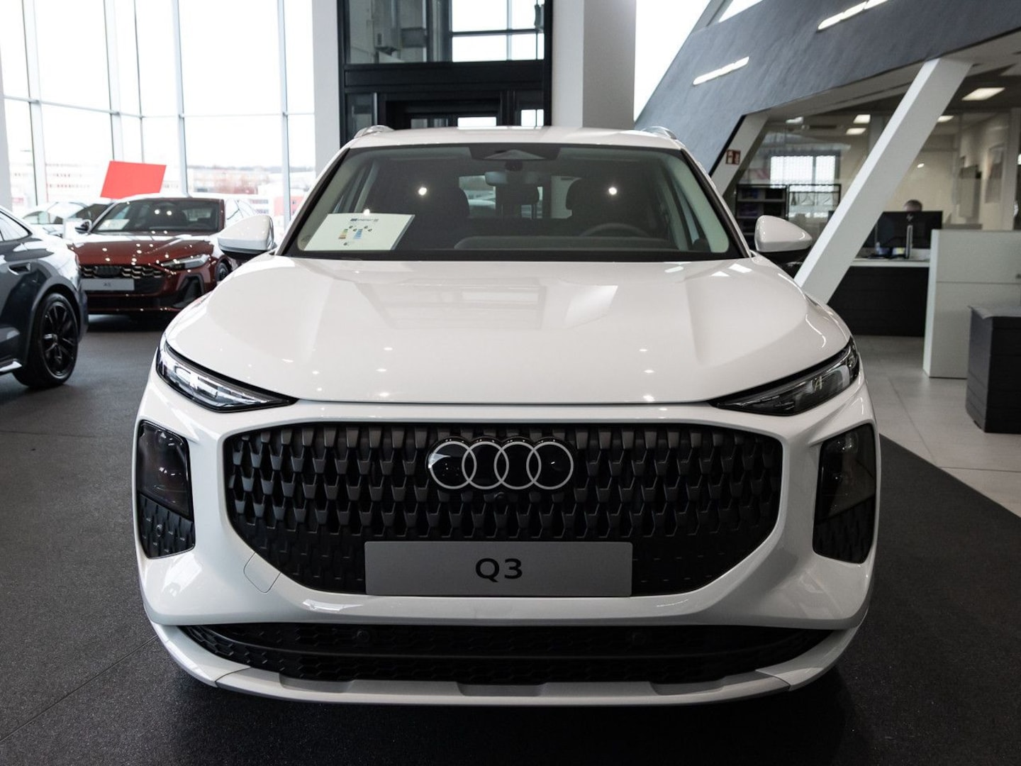 Bild über Audi Q3 SUV TFSI 110 kW S tronic - für weitere Informationen kontaktieren Sie den Audi Partner