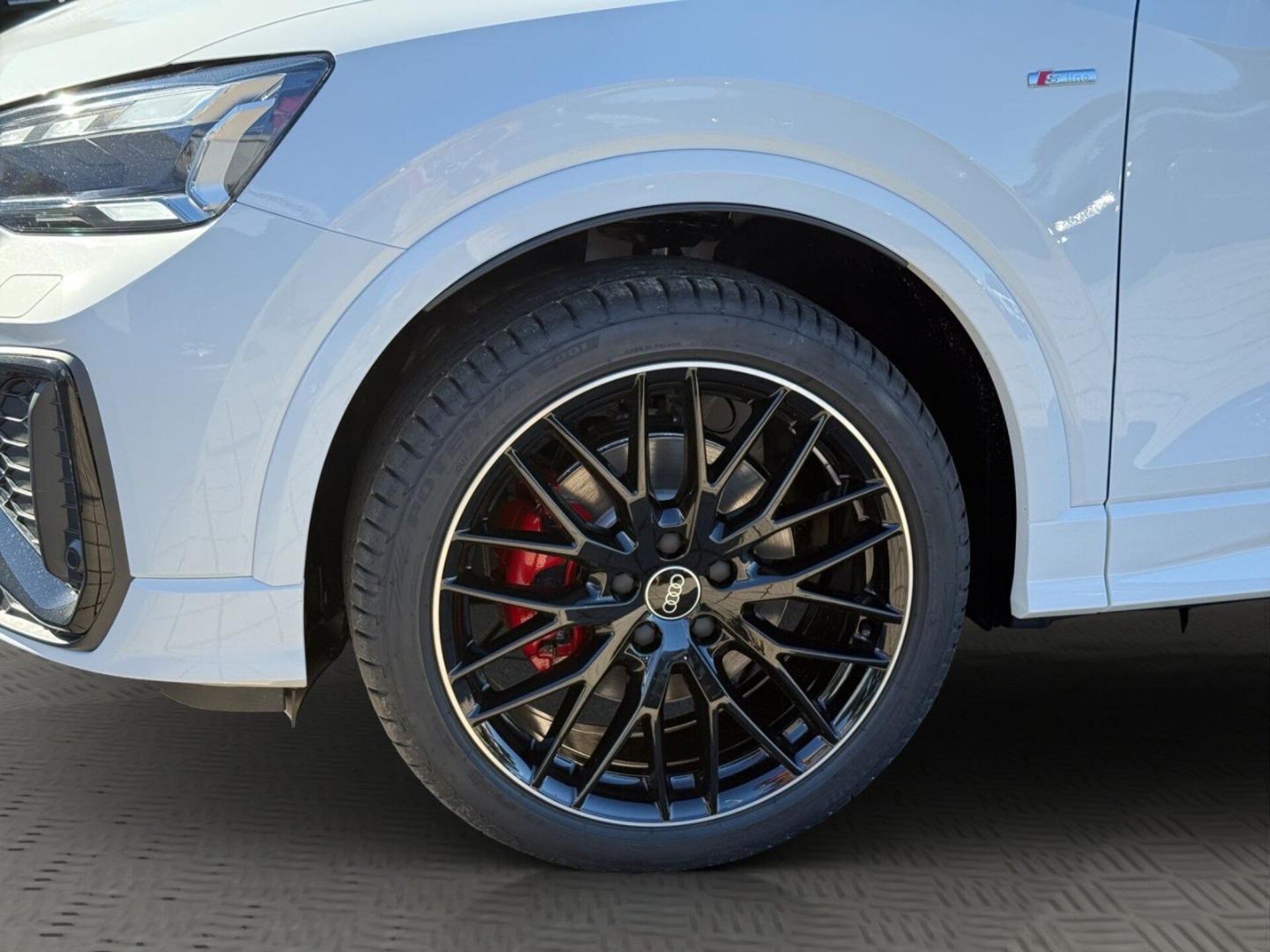 Audi Q2 S line