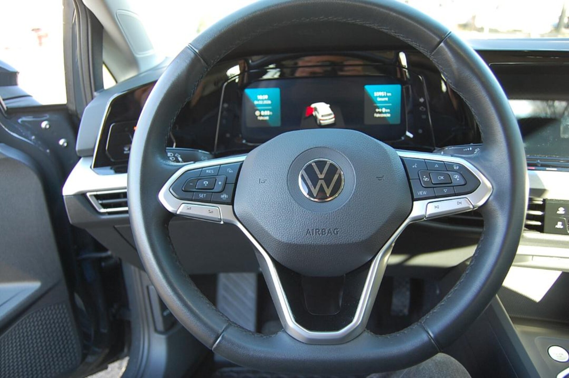 Volkswagen Golf Life