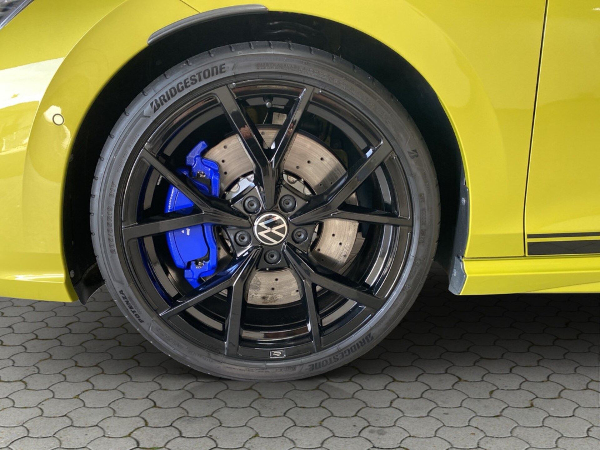 Volkswagen Golf R