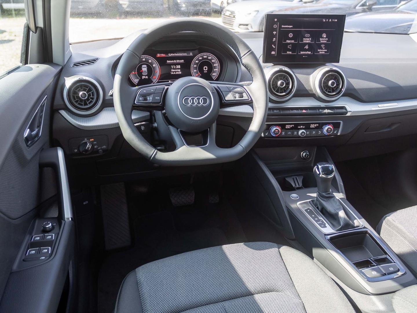 Bild über Audi Q2 advanced 35 TFSI S tronic - für weitere Informationen kontaktieren Sie den Audi Partner
