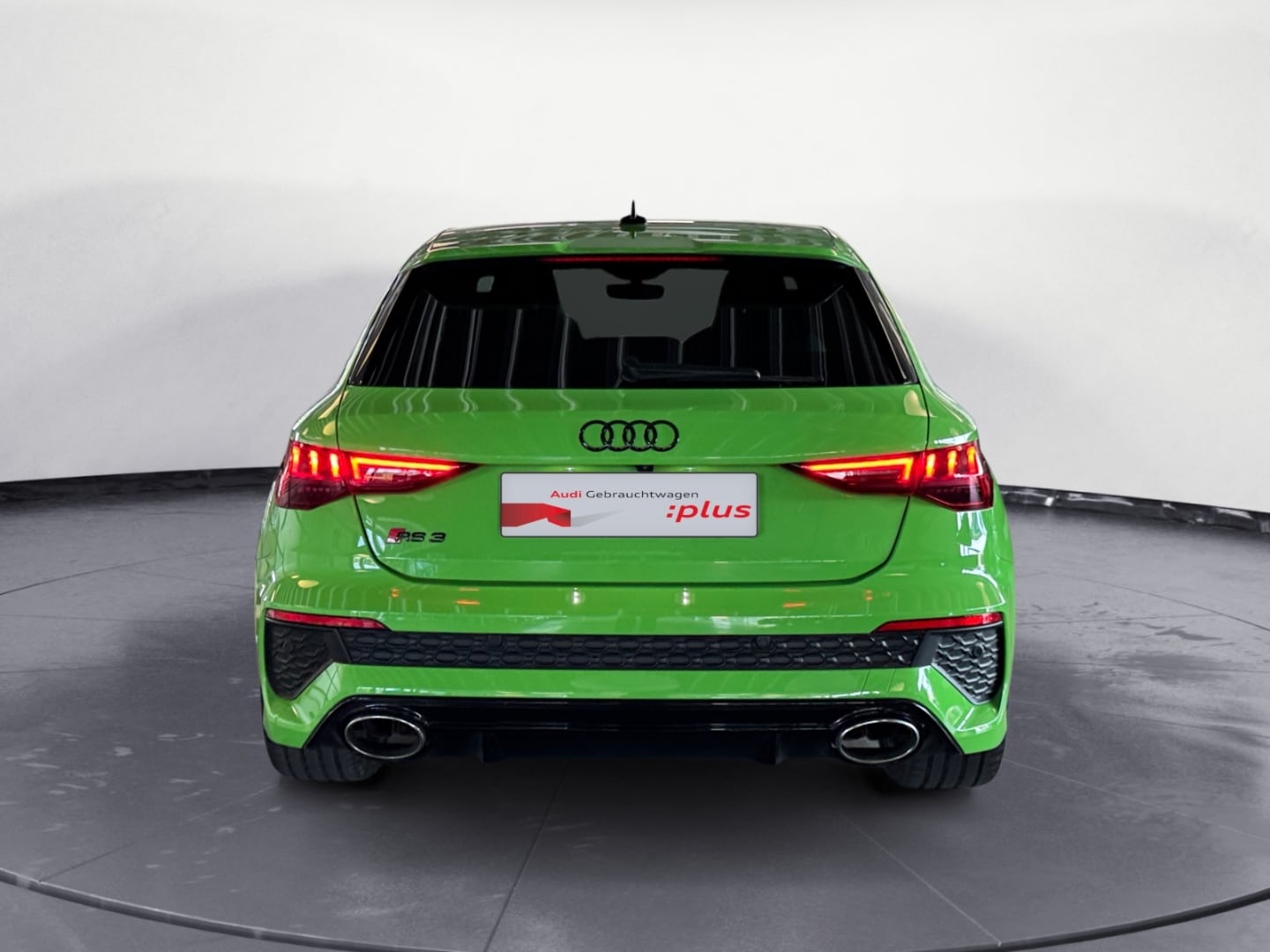 Bild über Audi RS 3 Sportback TFSI quattro S tronic - für weitere Informationen kontaktieren Sie den Audi Partner