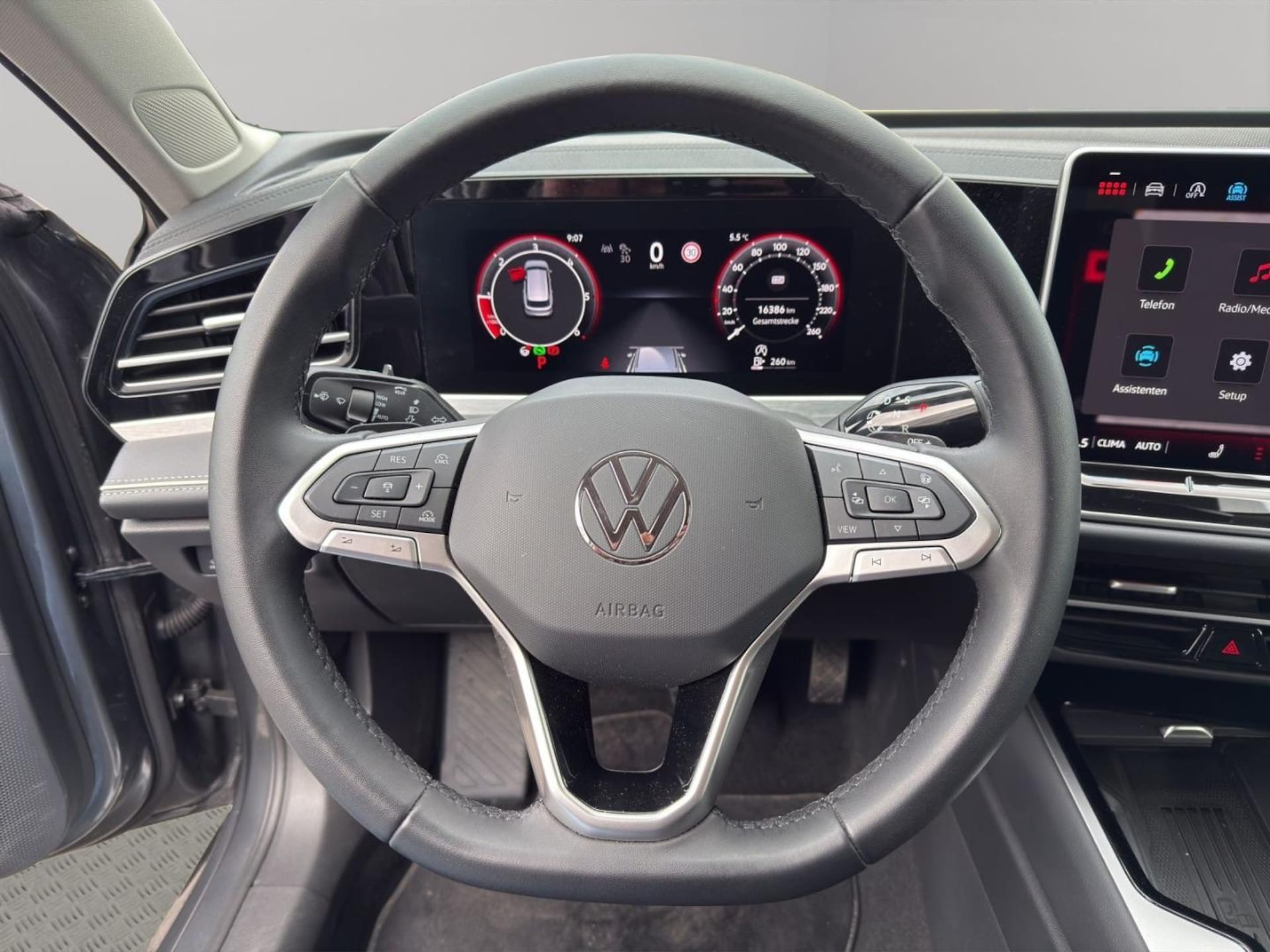 Volkswagen Passat Elegance