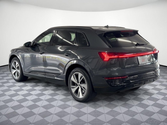 2024 Audi Q8 e-tron