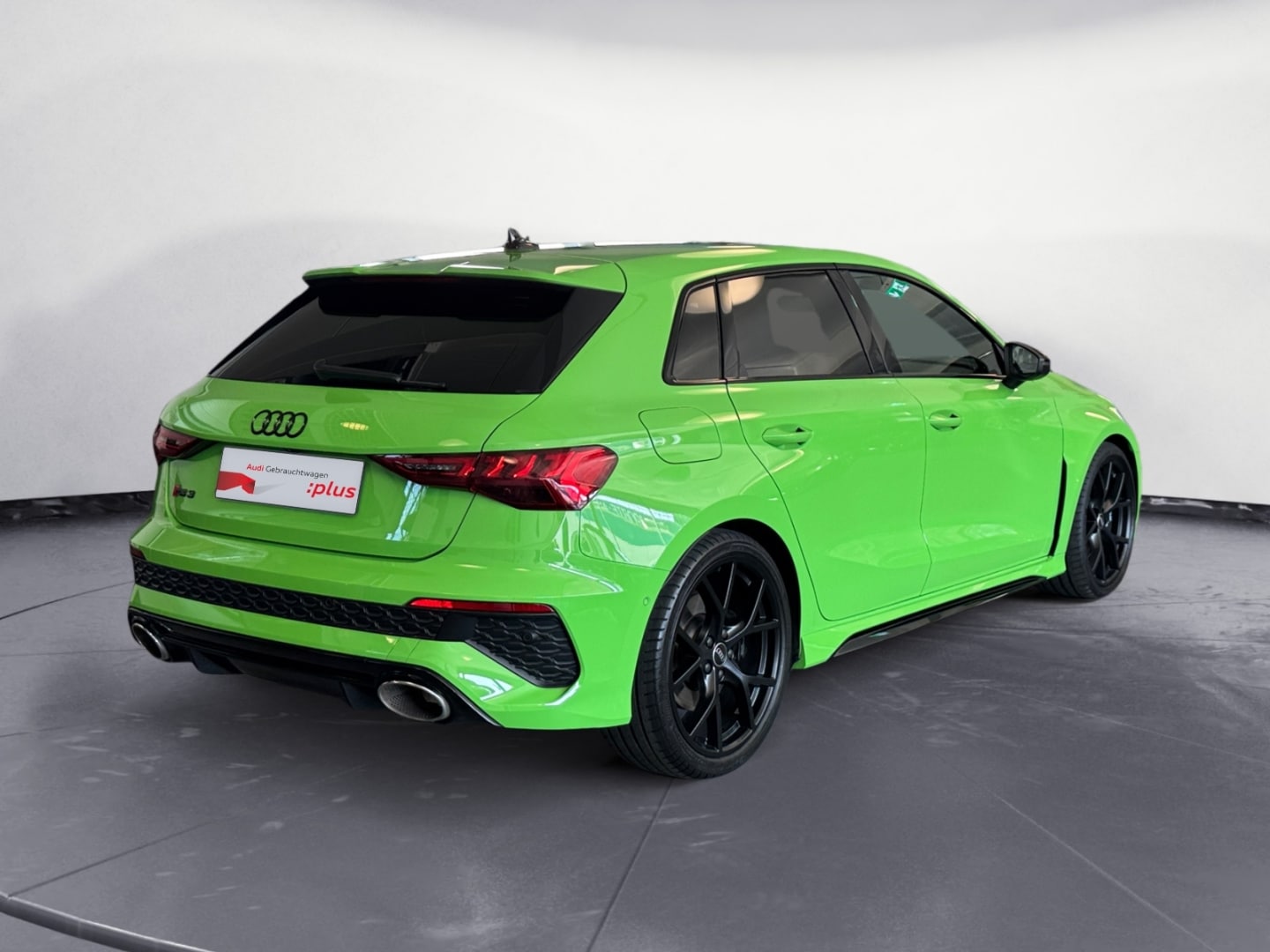 Bild über Audi RS 3 Sportback TFSI quattro S tronic - für weitere Informationen kontaktieren Sie den Audi Partner