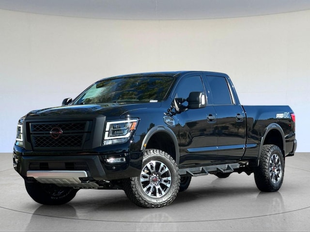 2023 Nissan Titan XD