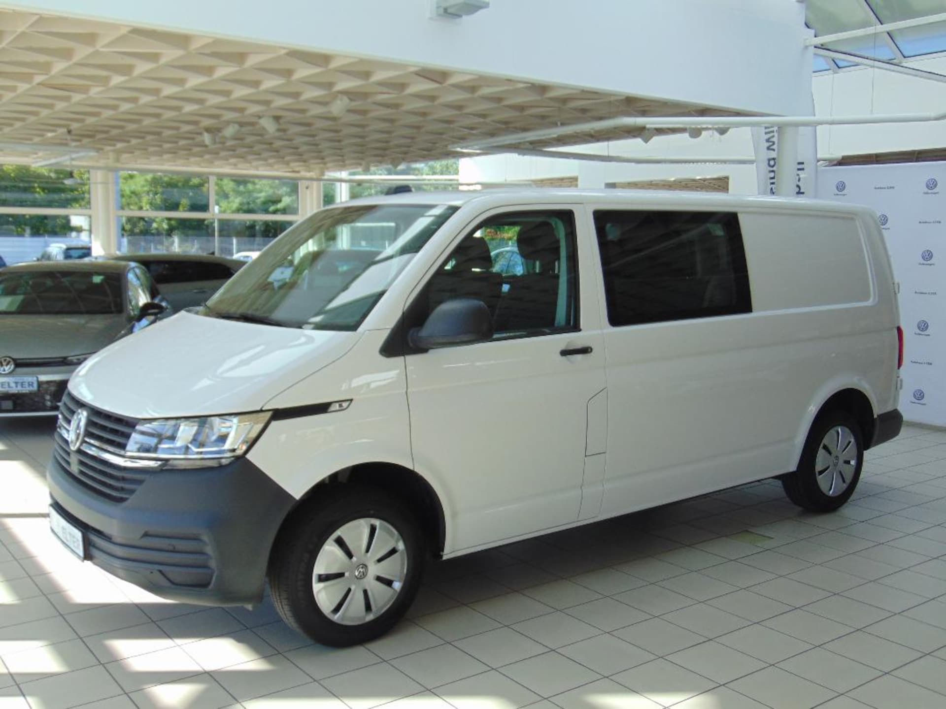 Volkswagen T6.1 Transporter Kasten langer Radstand