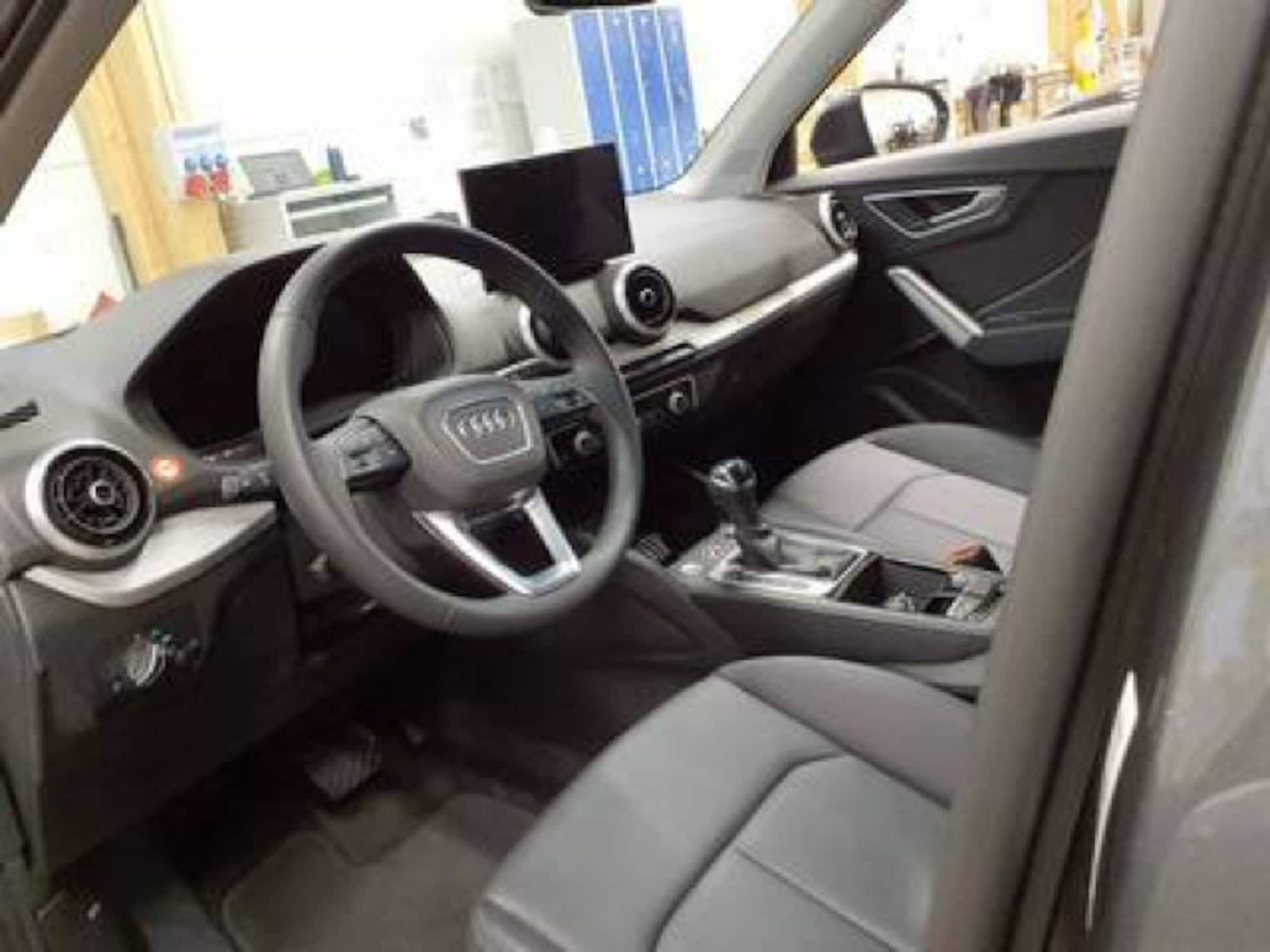 Audi Q2 S line