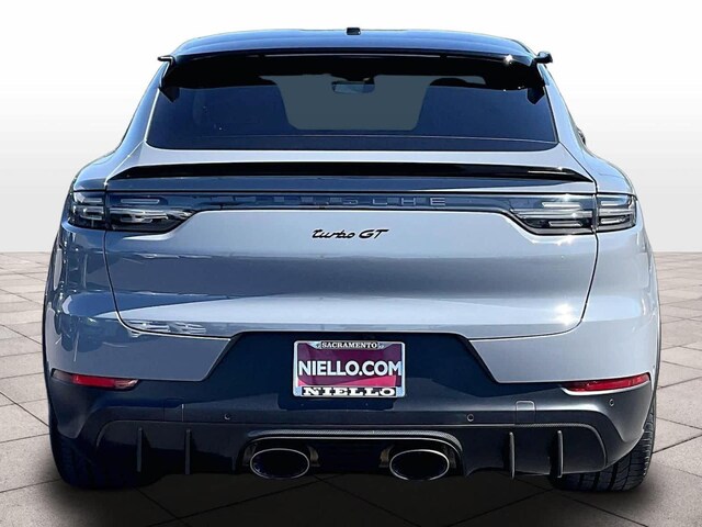 2022 Porsche Cayenne Hybrid