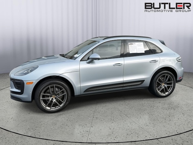 2023 Porsche Macan