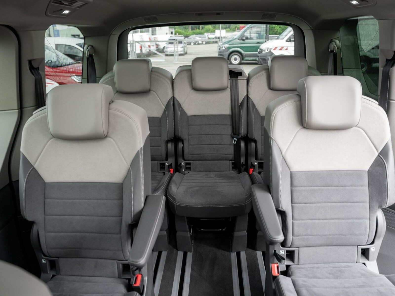 Volkswagen Multivan – Bild 9