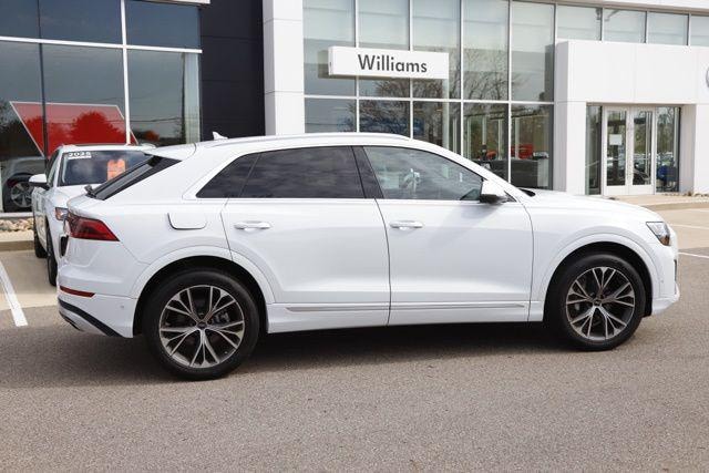 2024 Audi Q8